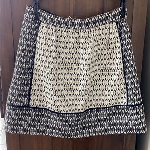 Jcrew Skirt with pockets and gold zipper detail